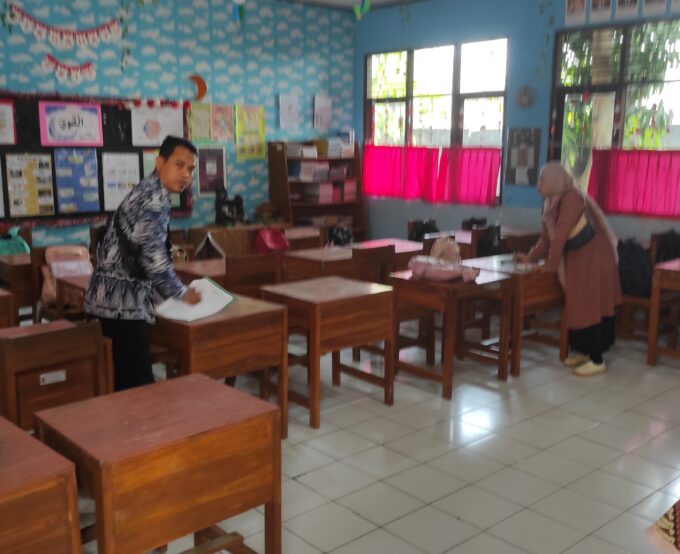 Selenggarakan Lomba Kelas Bersih dan Rapi Pada Peringatan HUT kemerdakaan RI ke 79