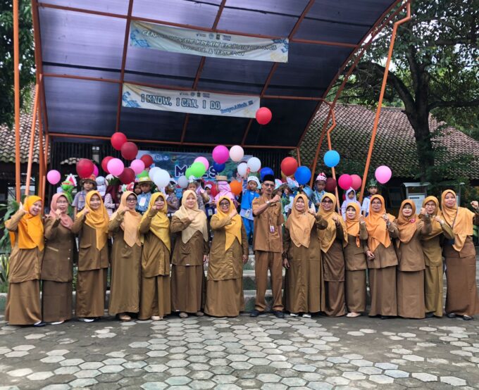 Hari Pertama MPLS SDN Cikerut Berjalan Ceria dan Ramah